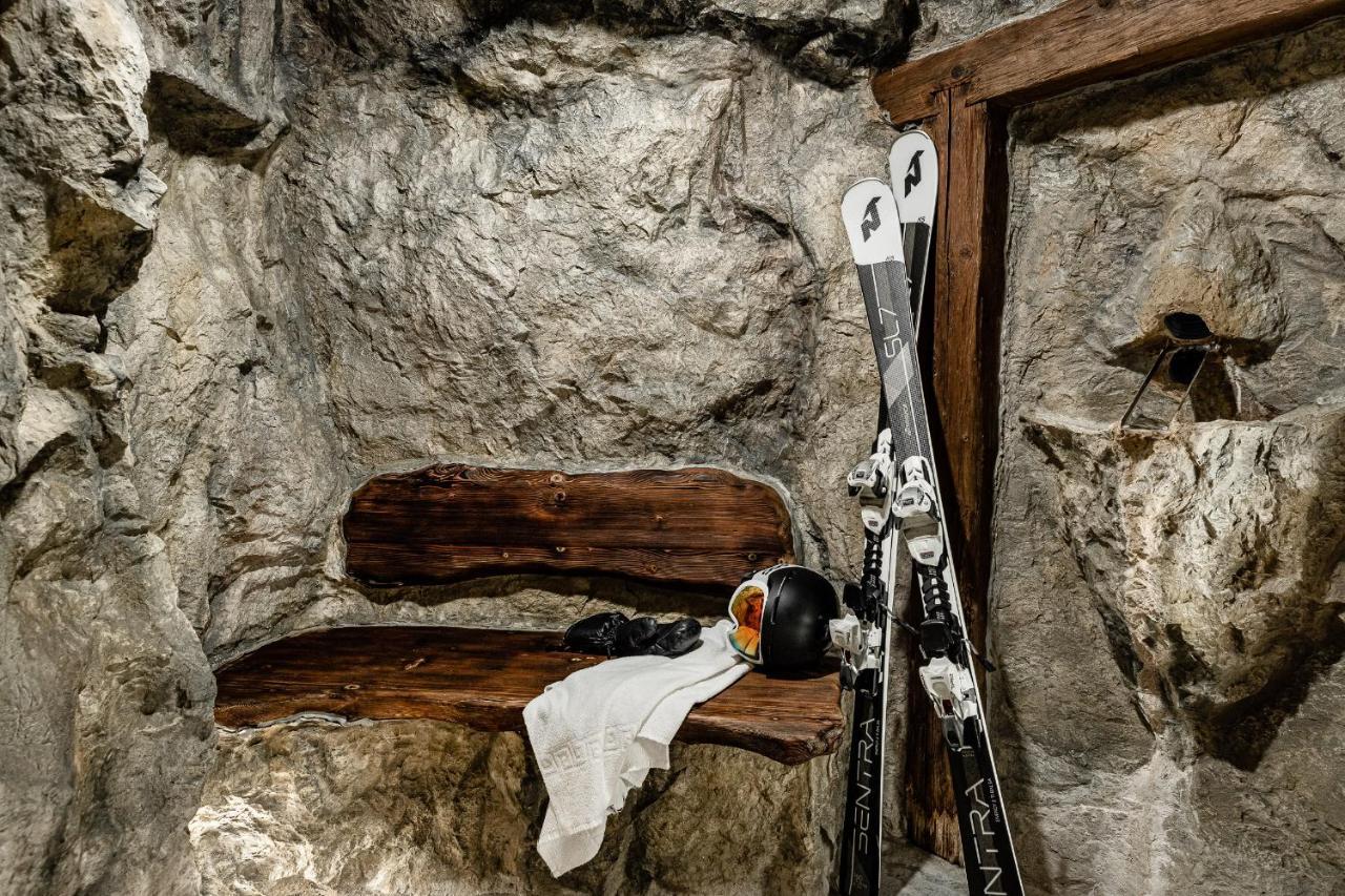 Savoy Dolomites Luxury & Spa Hotel Selva di Val Gardena Kültér fotó